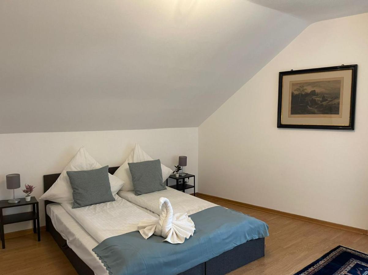 Dachwohnung Am Rhein Neben Die Schokoladenmuseum